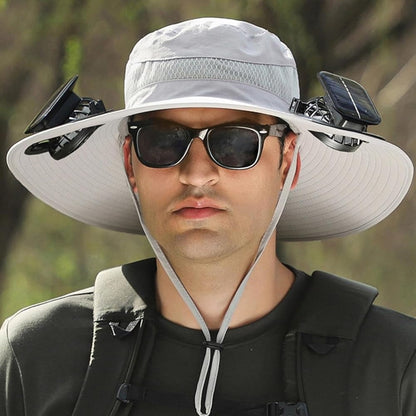 Gorra con ventilador solar